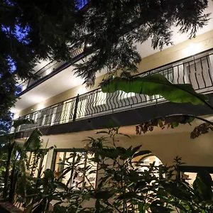 Apart Otel Spanos Anna's